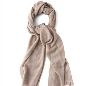 Cashmere beige scarf